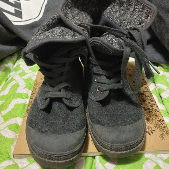 Rocket Dog size 8 1/2 women's - Picture 2 of 9